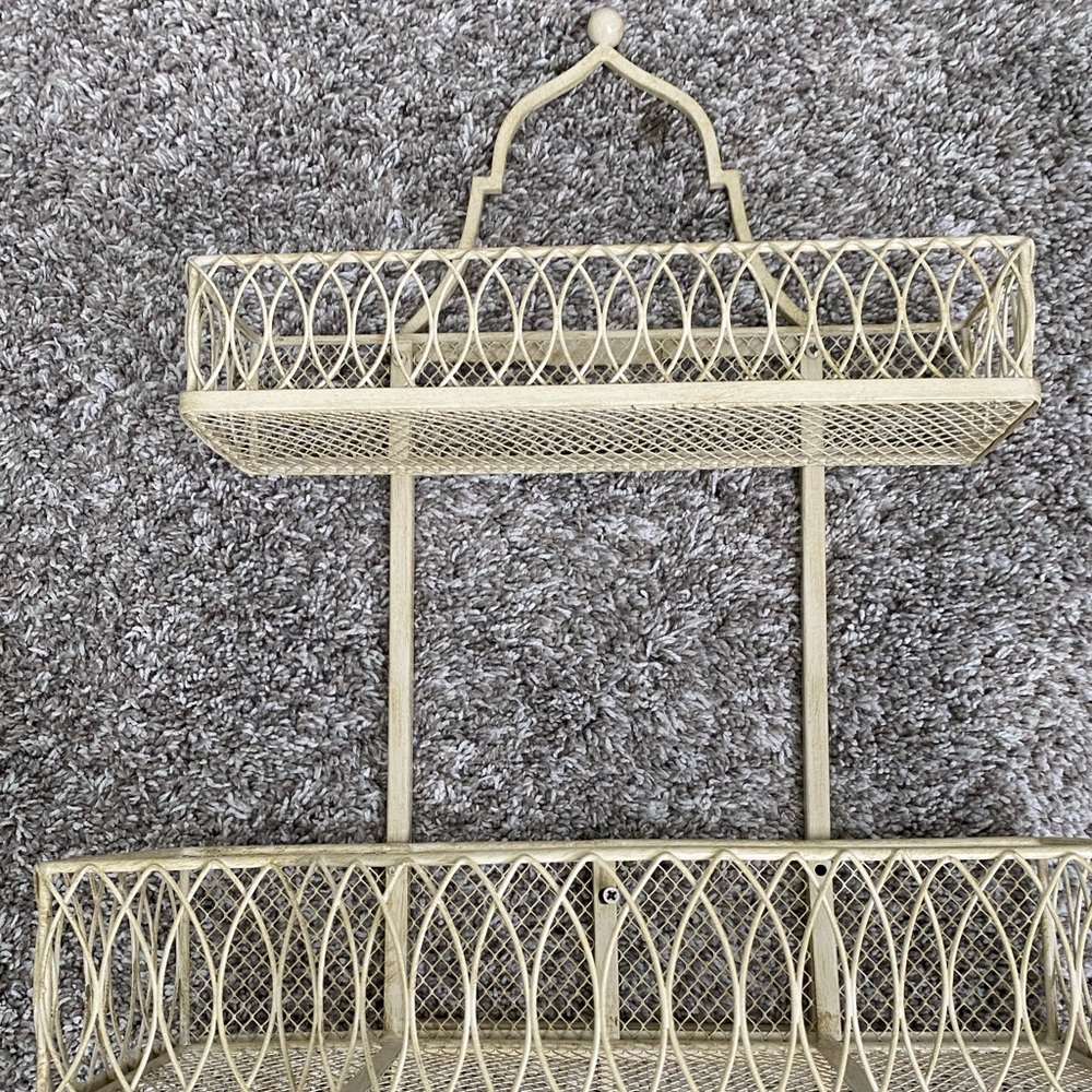 southern living wall decor/shelf/hooks